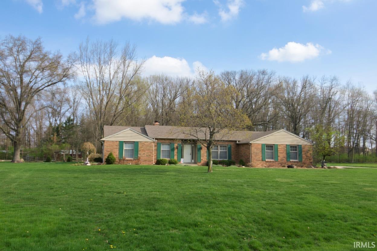 8729 Nicole Drive Fort Wayne IN 46806