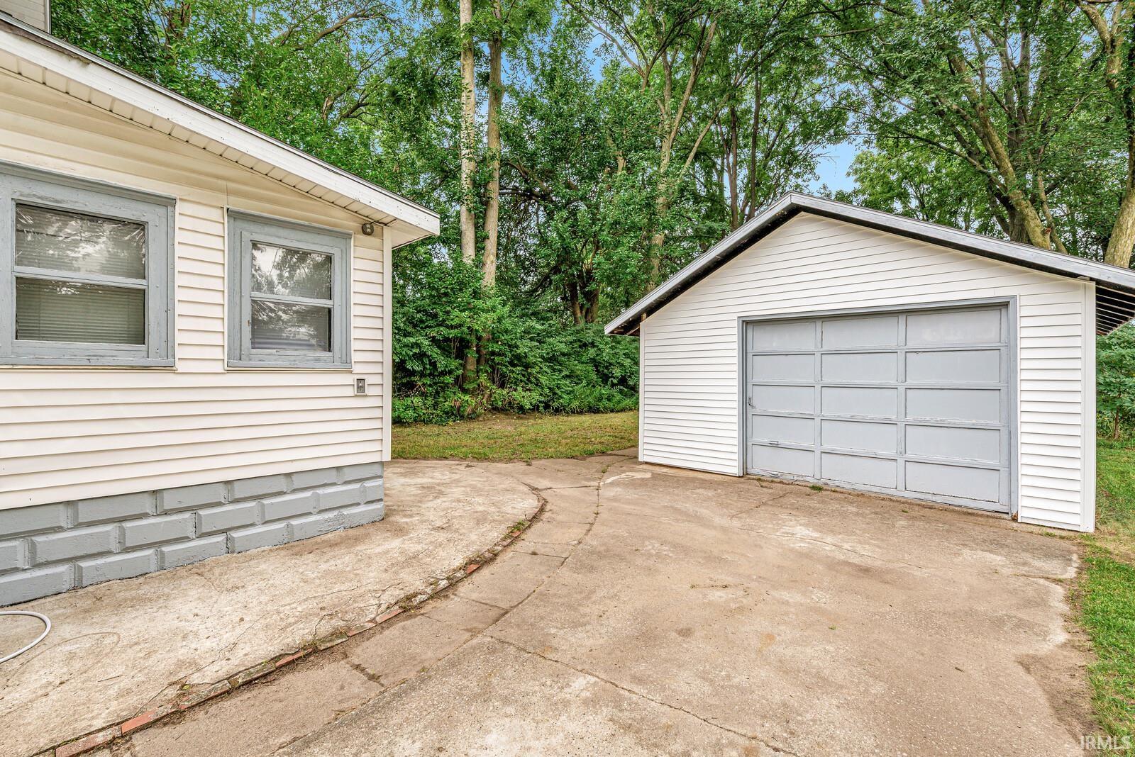 1614 Grant Street Elkhart IN 46514
