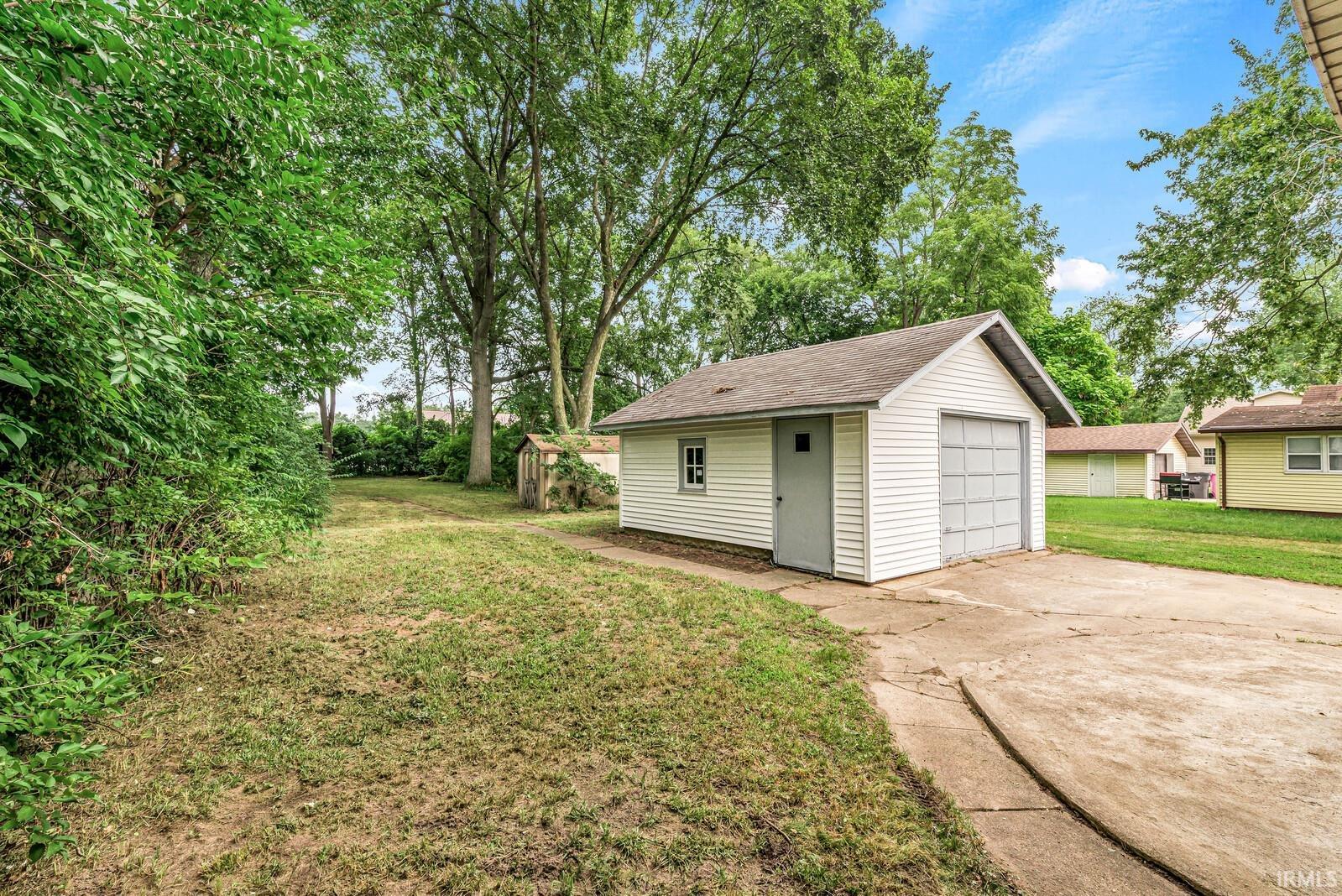 1614 Grant Street Elkhart IN 46514