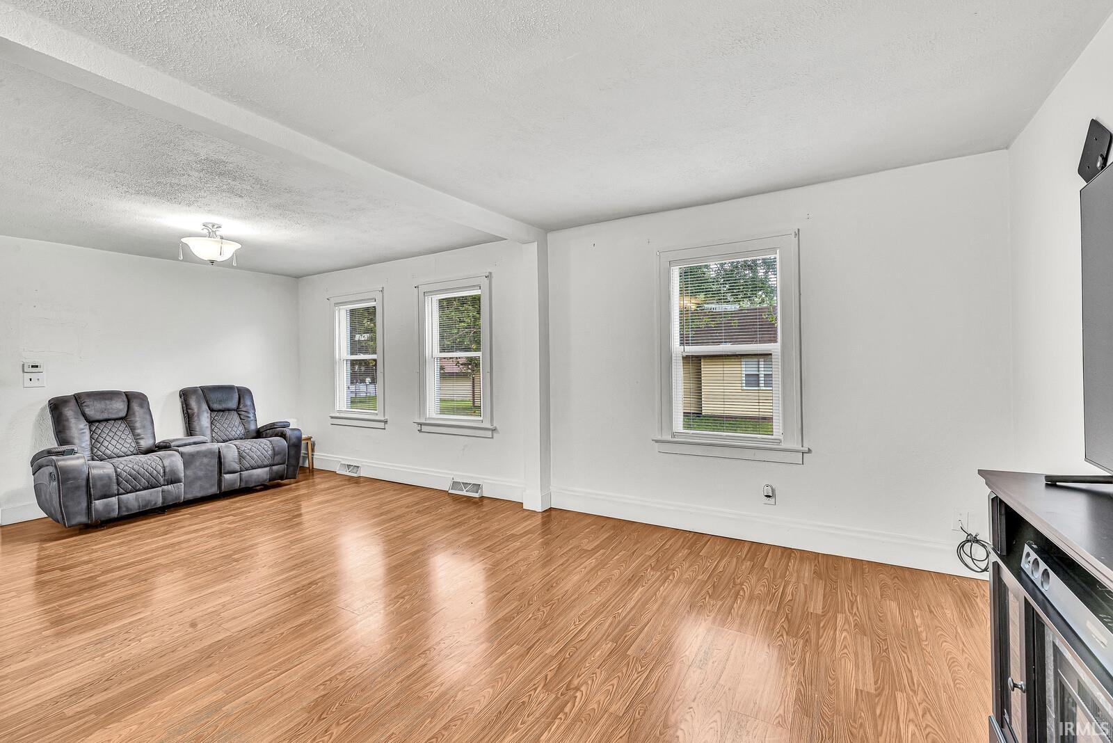 1614 Grant Street Elkhart IN 46514
