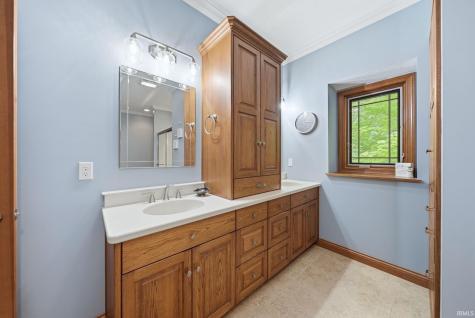 8630 N 000th Road Decatur IN 46733