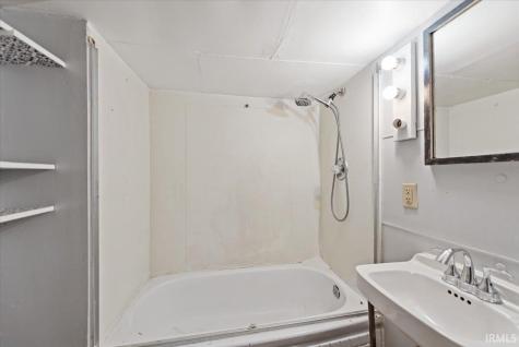 1513 1/2 S Huntington Drive Bloomington IN 47401