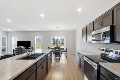 14719 Verona Lakes Passage Fort Wayne IN 46814