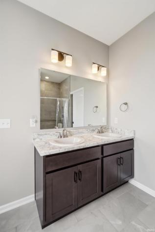 14719 Verona Lakes Passage Fort Wayne IN 46814