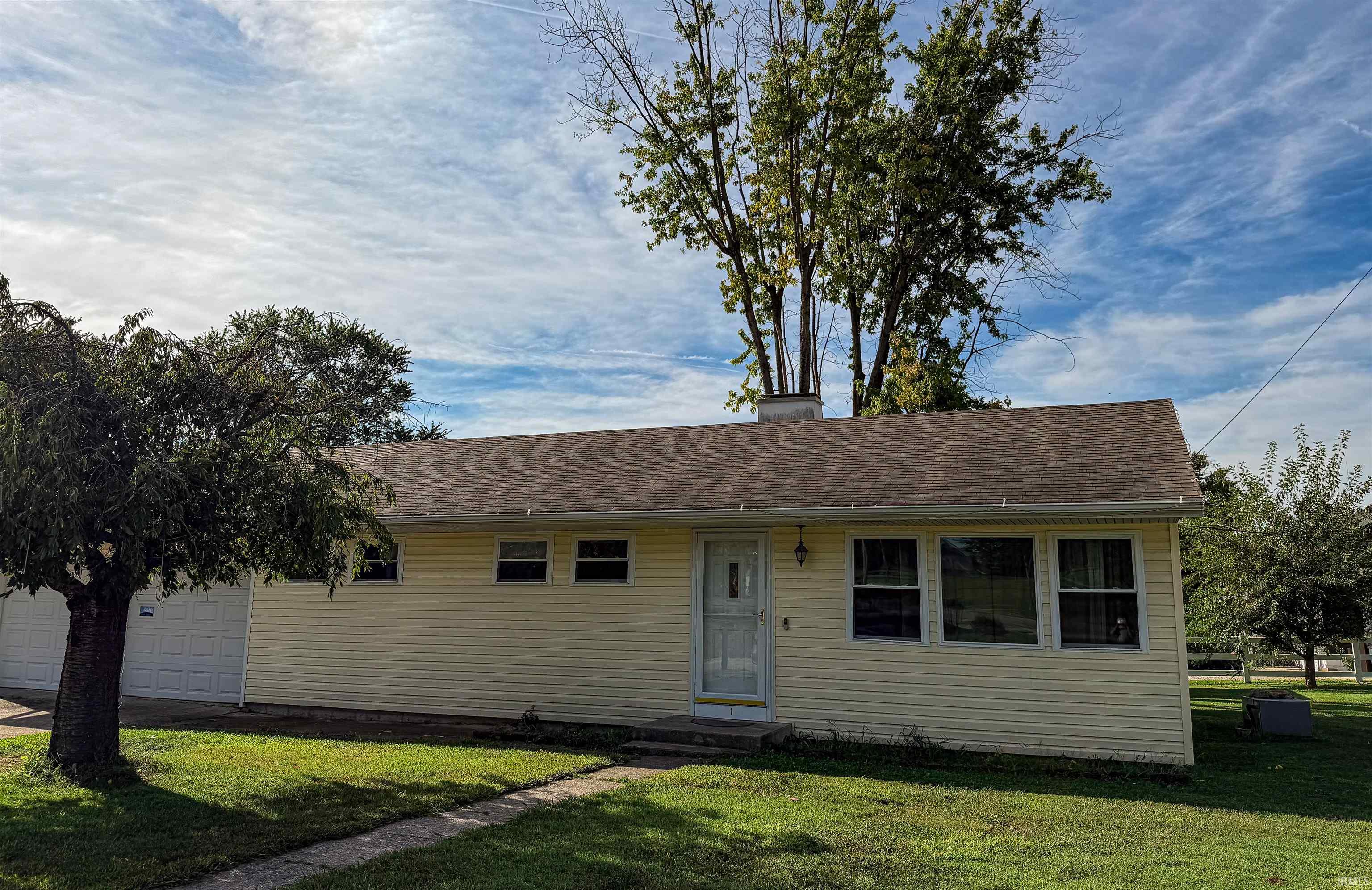 1 Lynwood Drive Washington IN 47501