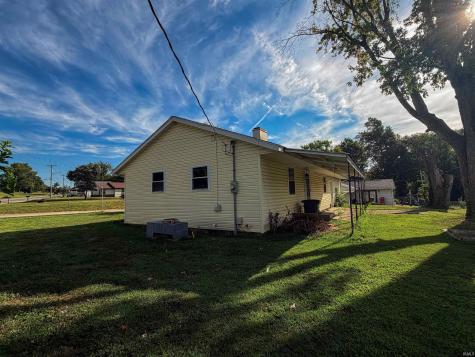 1 Lynwood Drive Washington IN 47501