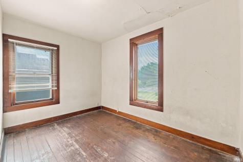 924 W Dewald Street Fort Wayne IN 46802