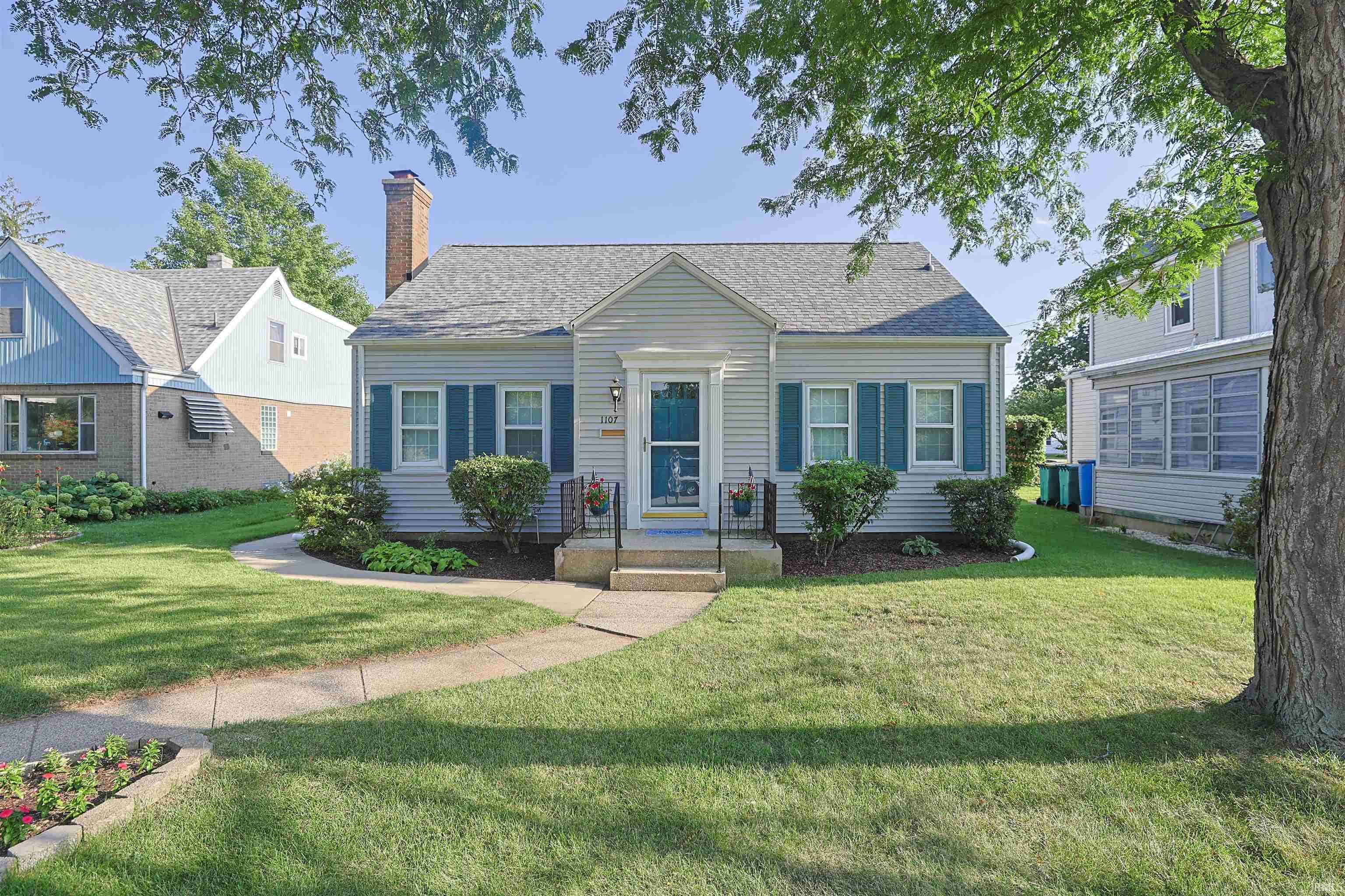 1107 Prospect Drive Mishawaka IN 46544