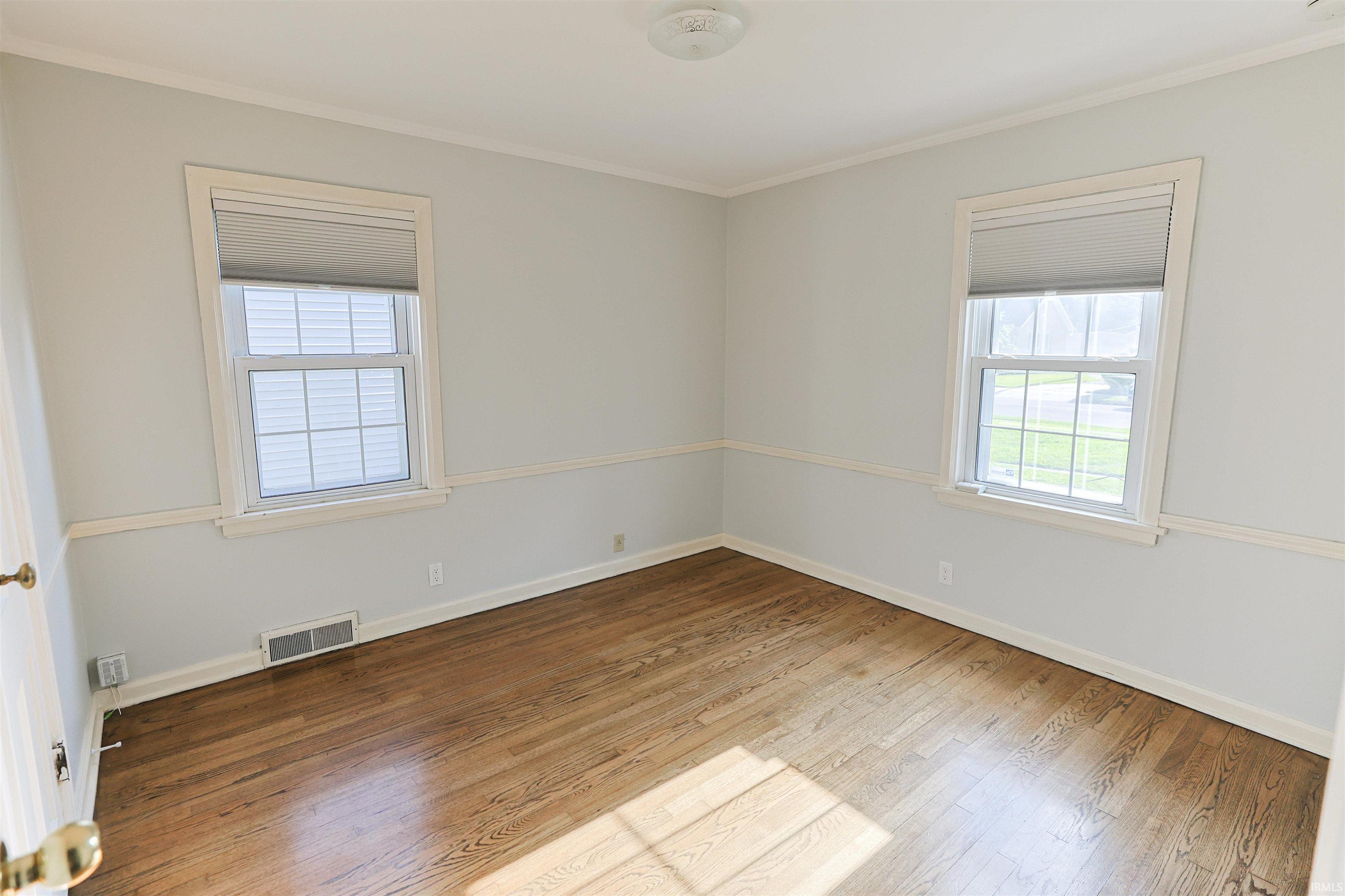 1107 Prospect Drive Mishawaka IN 46544