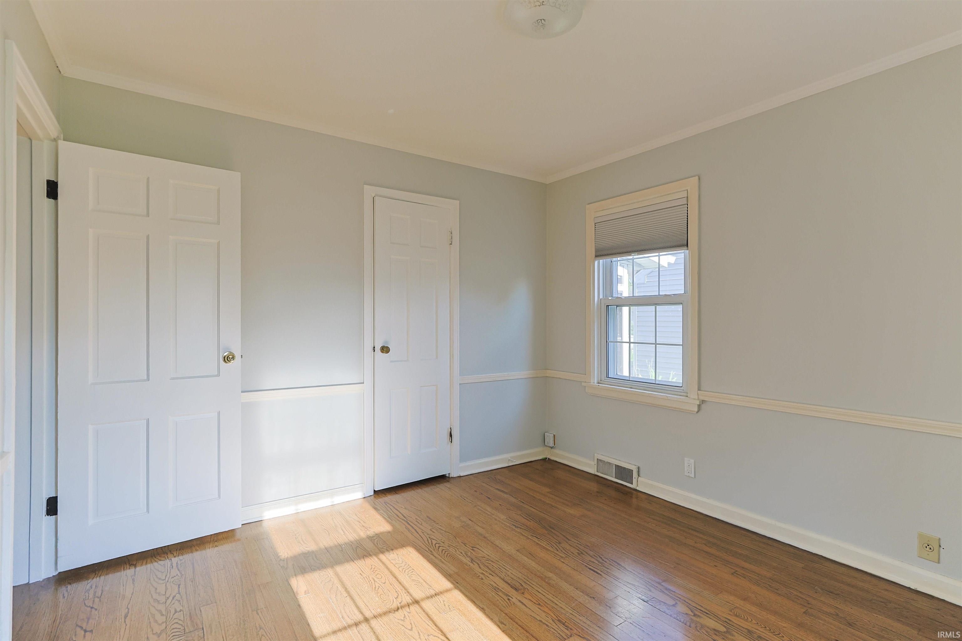 1107 Prospect Drive Mishawaka IN 46544