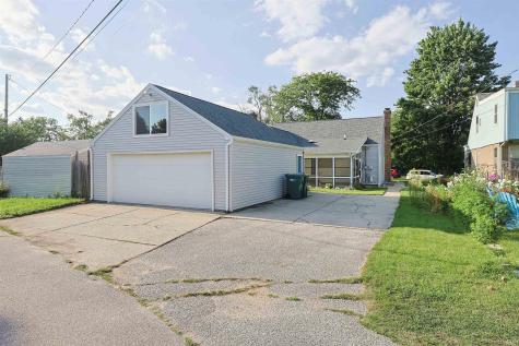 1107 Prospect Drive Mishawaka IN 46544