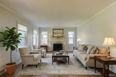 1107 Prospect Drive Mishawaka IN 46544