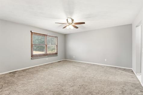 806 Lydia Drive Warsaw IN 46582