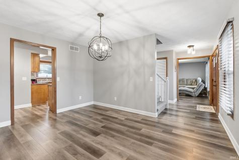 806 Lydia Drive Warsaw IN 46582