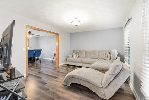 806 Lydia Drive Warsaw IN 46582