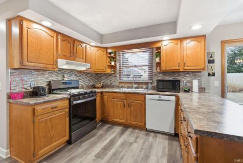806 Lydia Drive Warsaw IN 46582