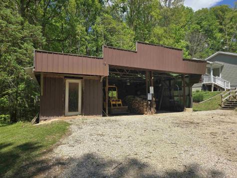 3800 Garrard Chapel Road Bowling Green IN 47833