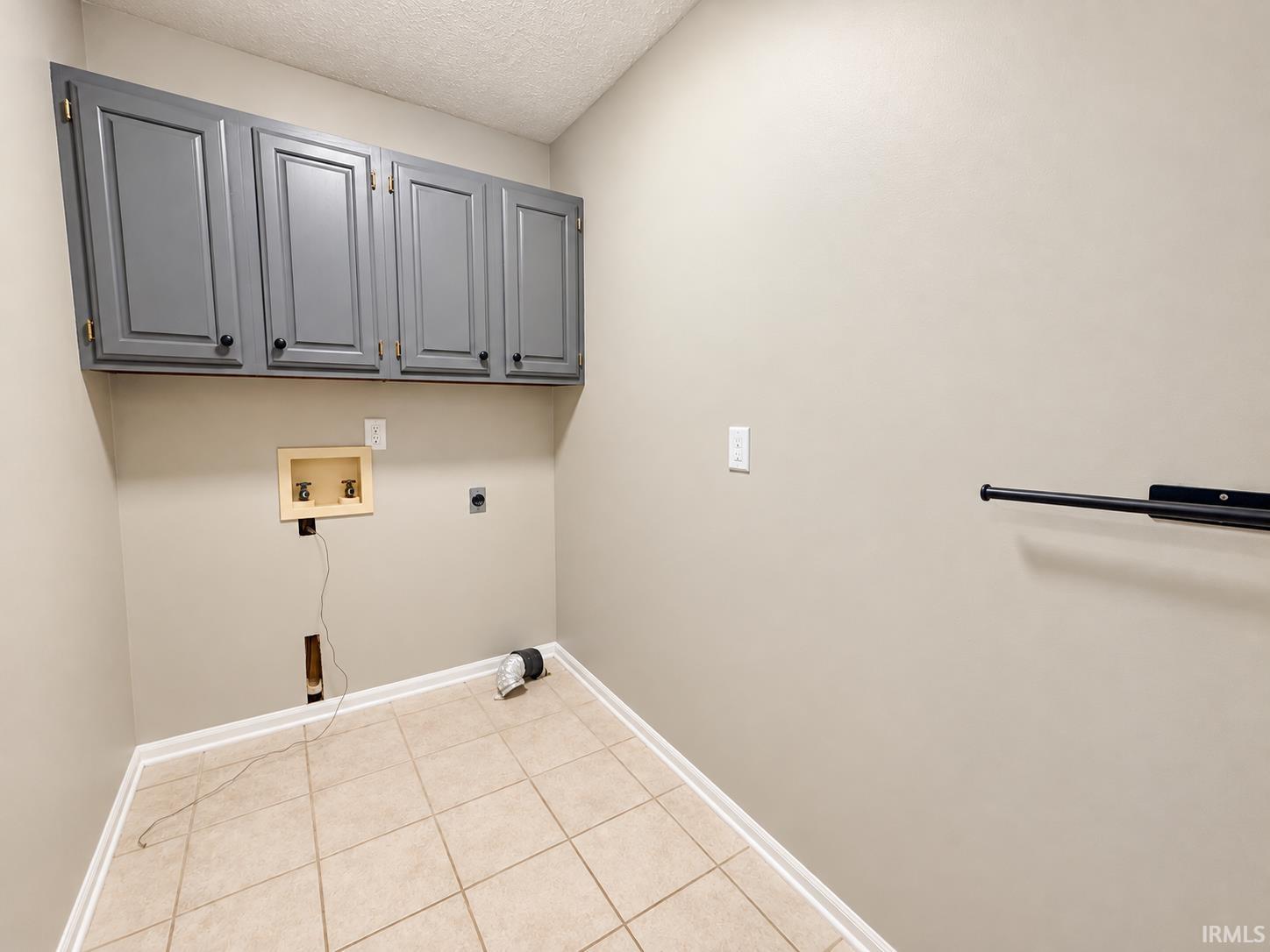 12261 Settlers Cove Court Granger IN 46530