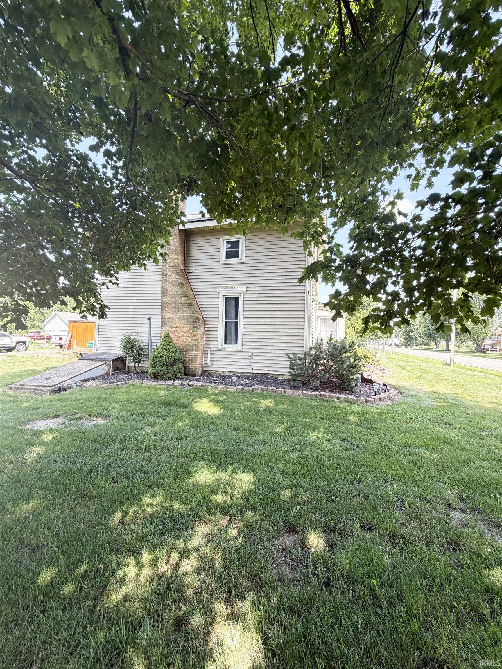 1988 N Queen Road Walkerton IN 46574