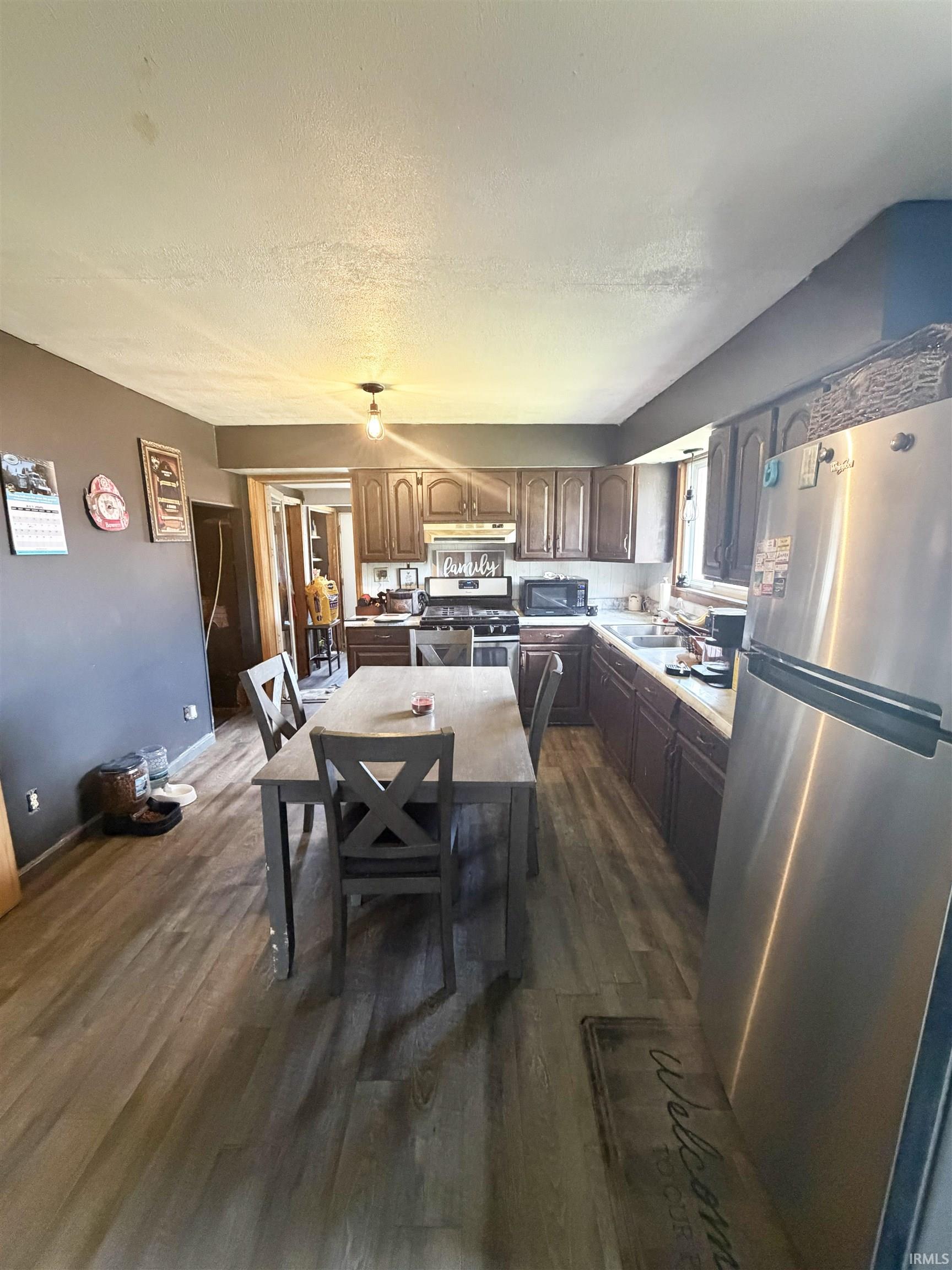1988 N Queen Road Walkerton IN 46574
