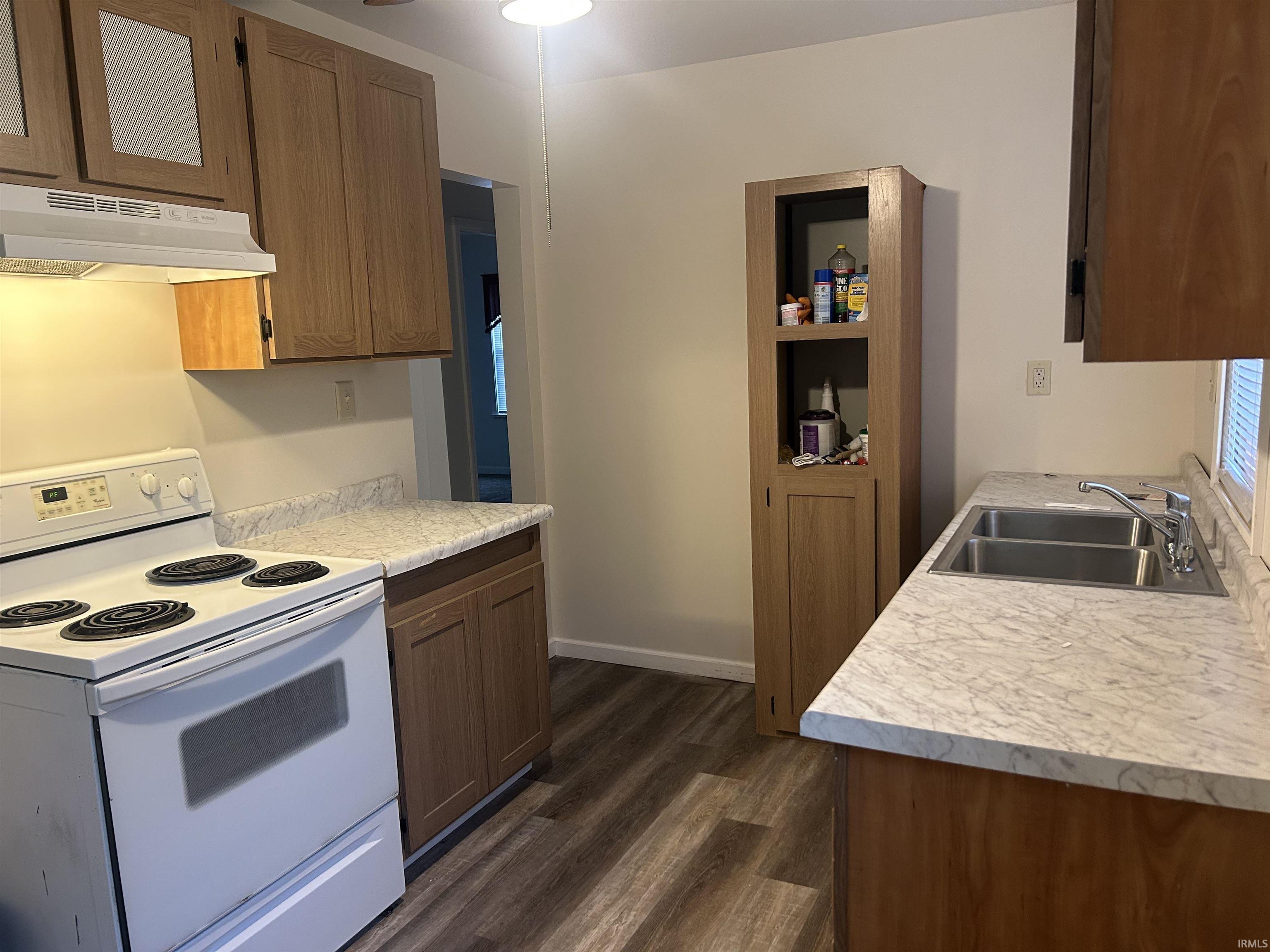 1806 Obrien Street South Bend IN 46628
