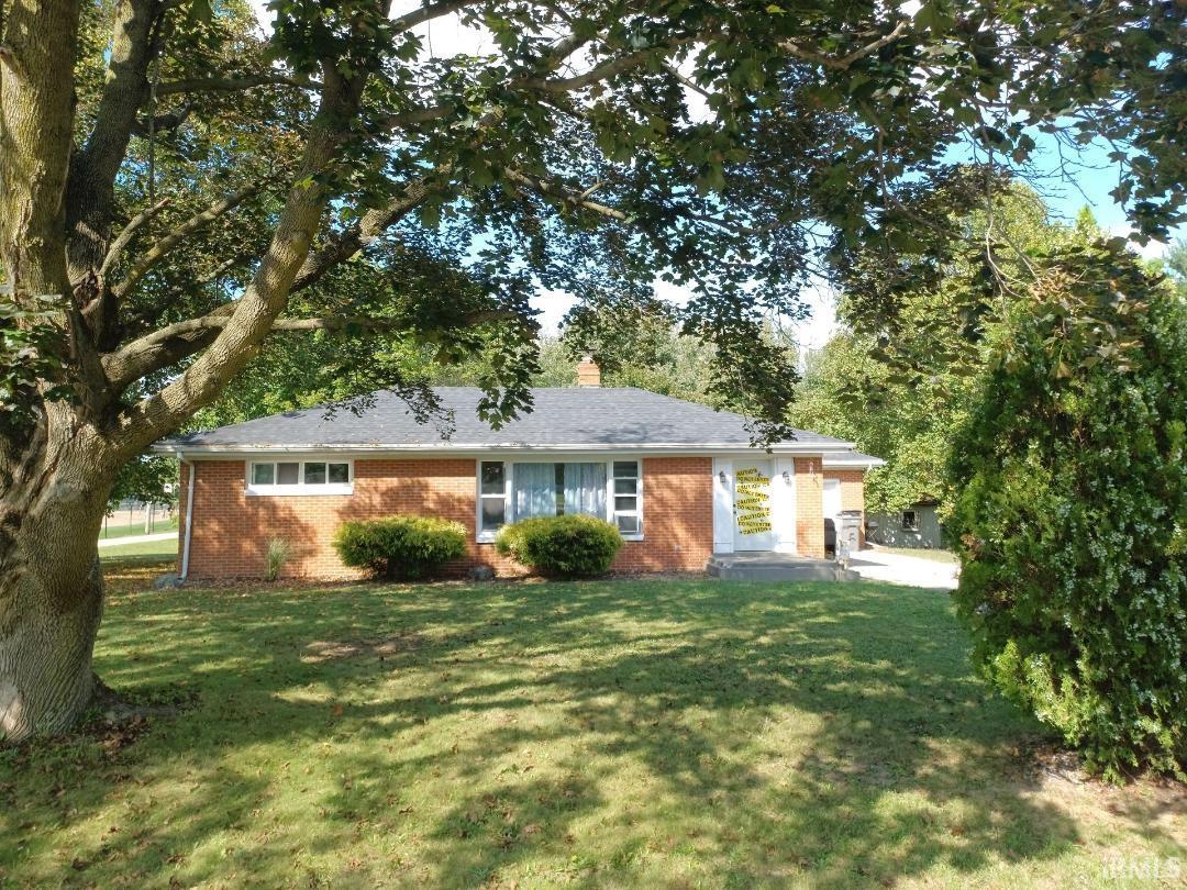 327 E Main Street Millersburg IN 46542
