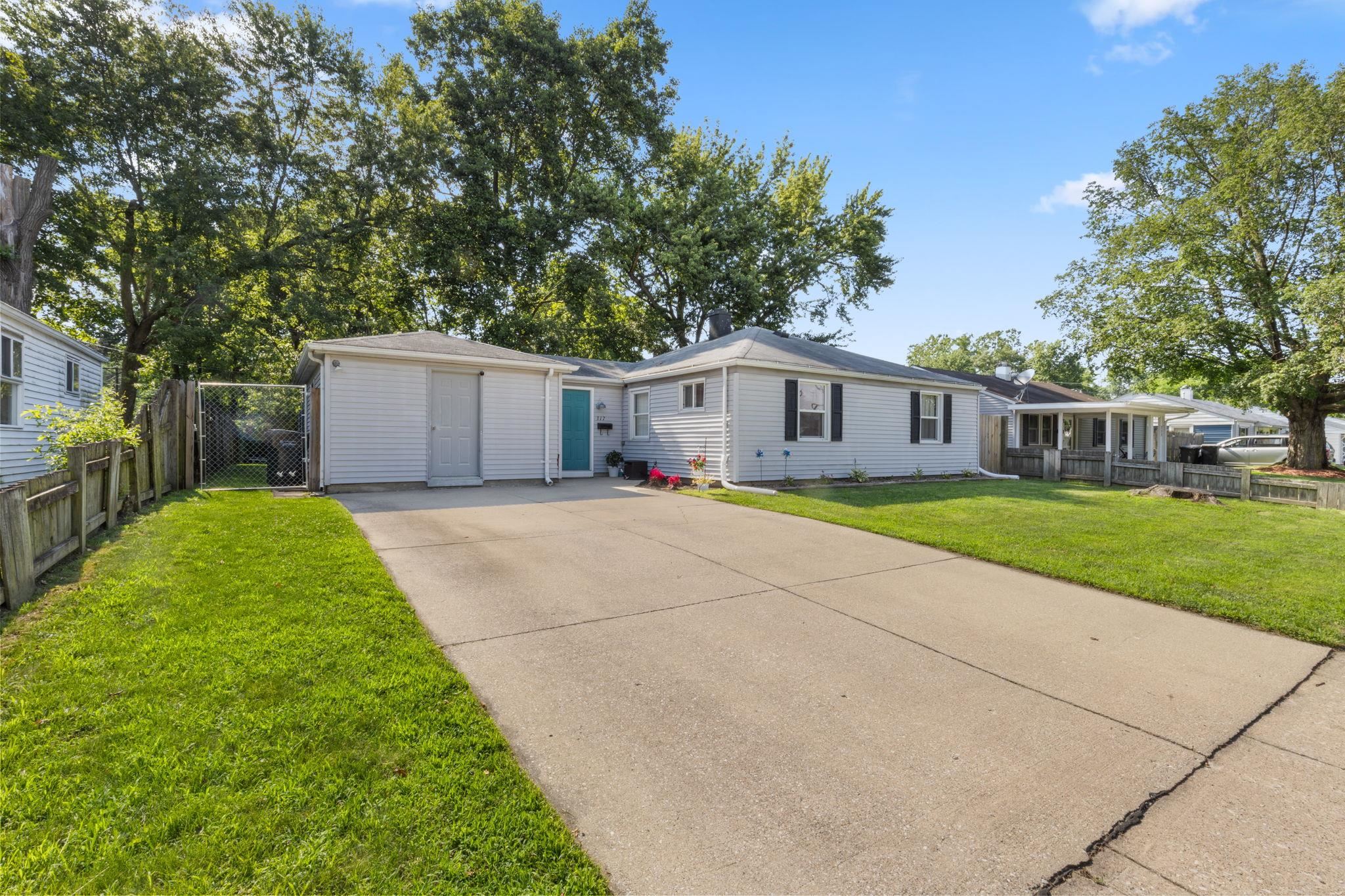 317 Preston Drive South Bend IN 46615