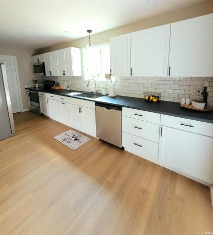 210 N Walnut Street Delphi IN 46923