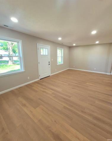 210 N Walnut Street Delphi IN 46923