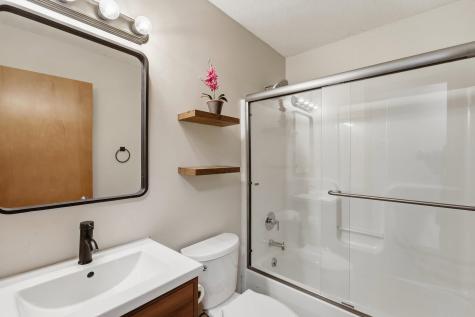 9804 La Mesa Drive Fort Wayne IN 46825