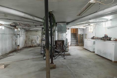 2019 13th Street Bedford IN 47421