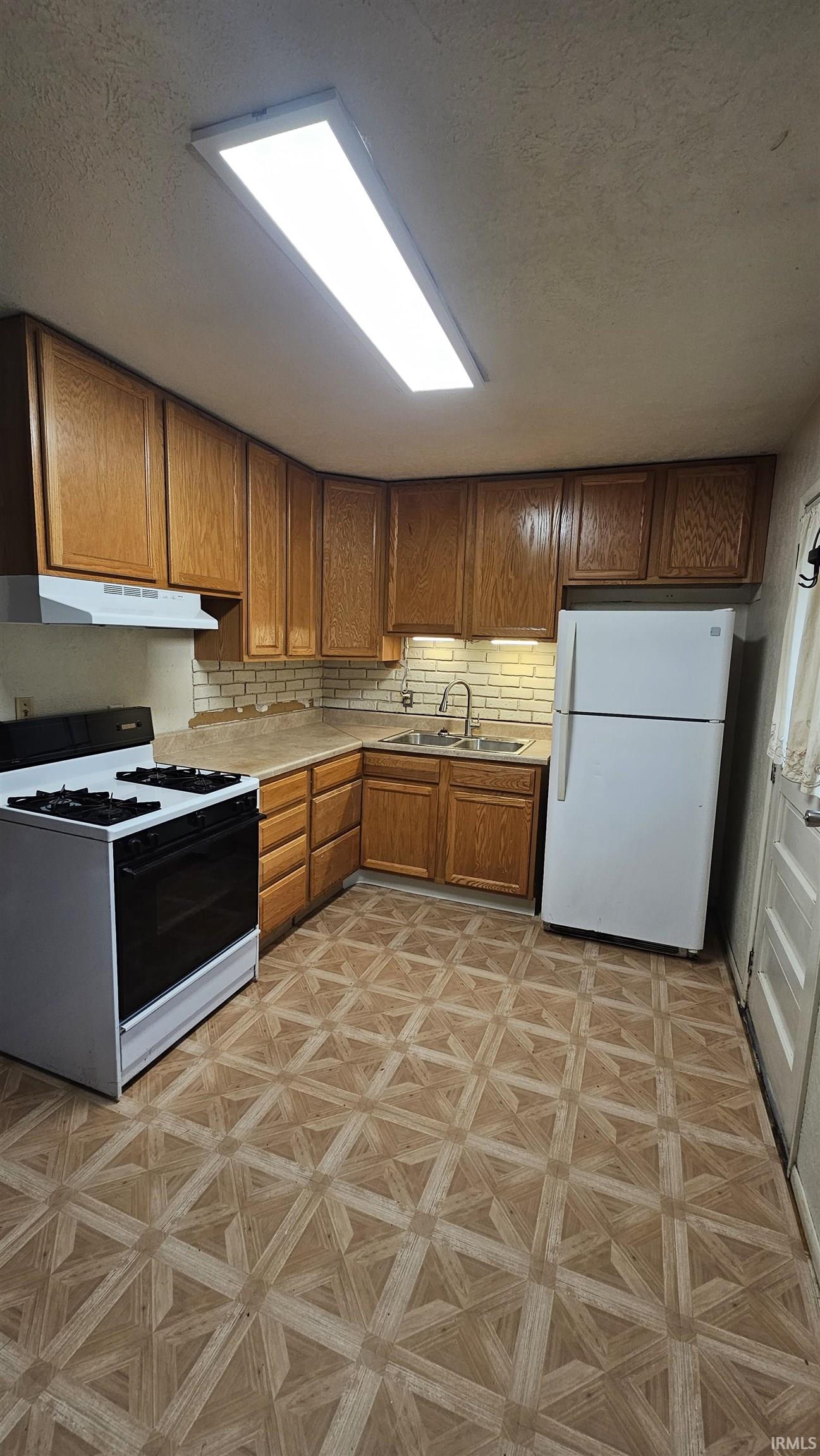 23913 Nora Street Elkhart IN 46516