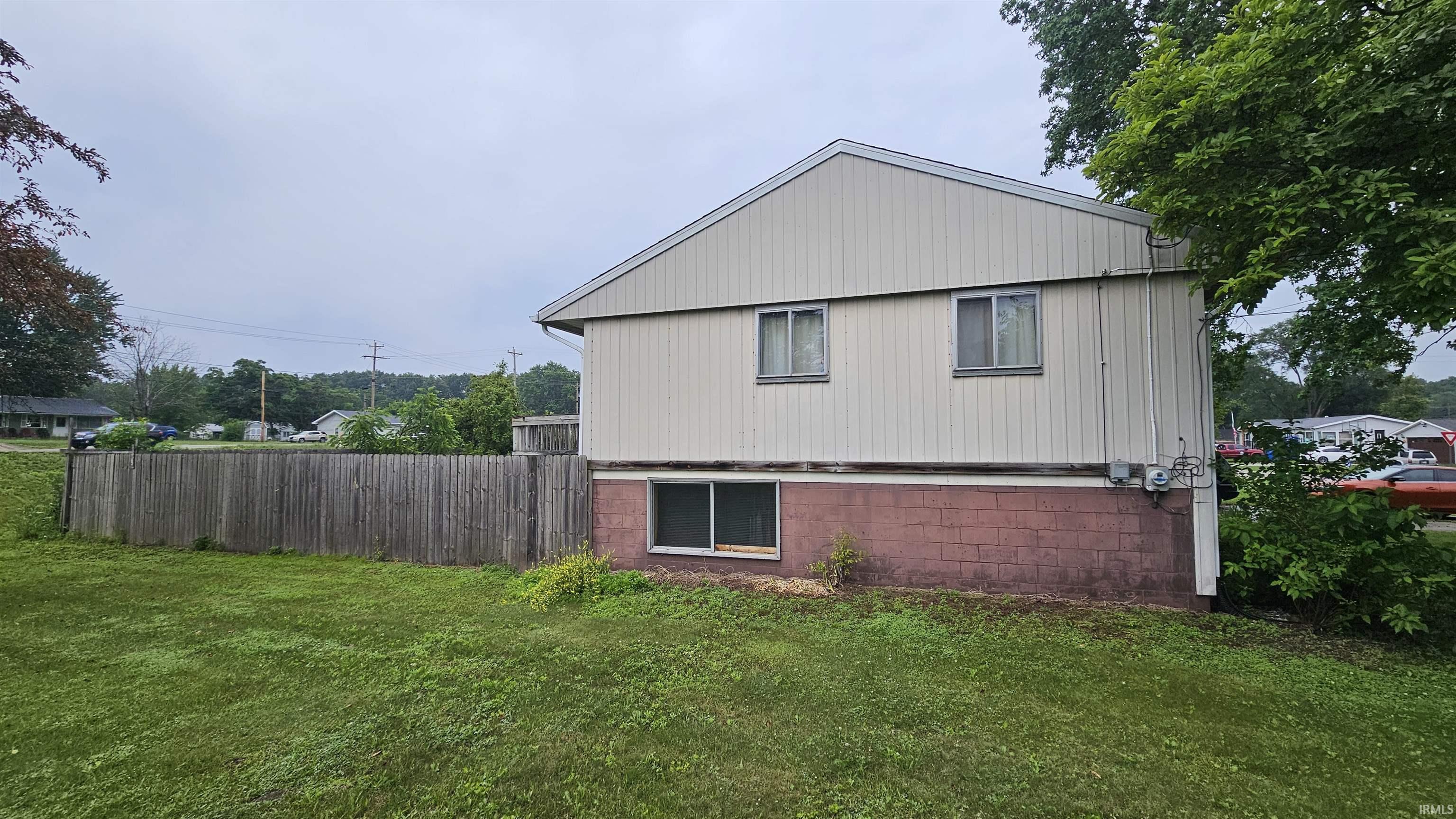 23913 Nora Street Elkhart IN 46516