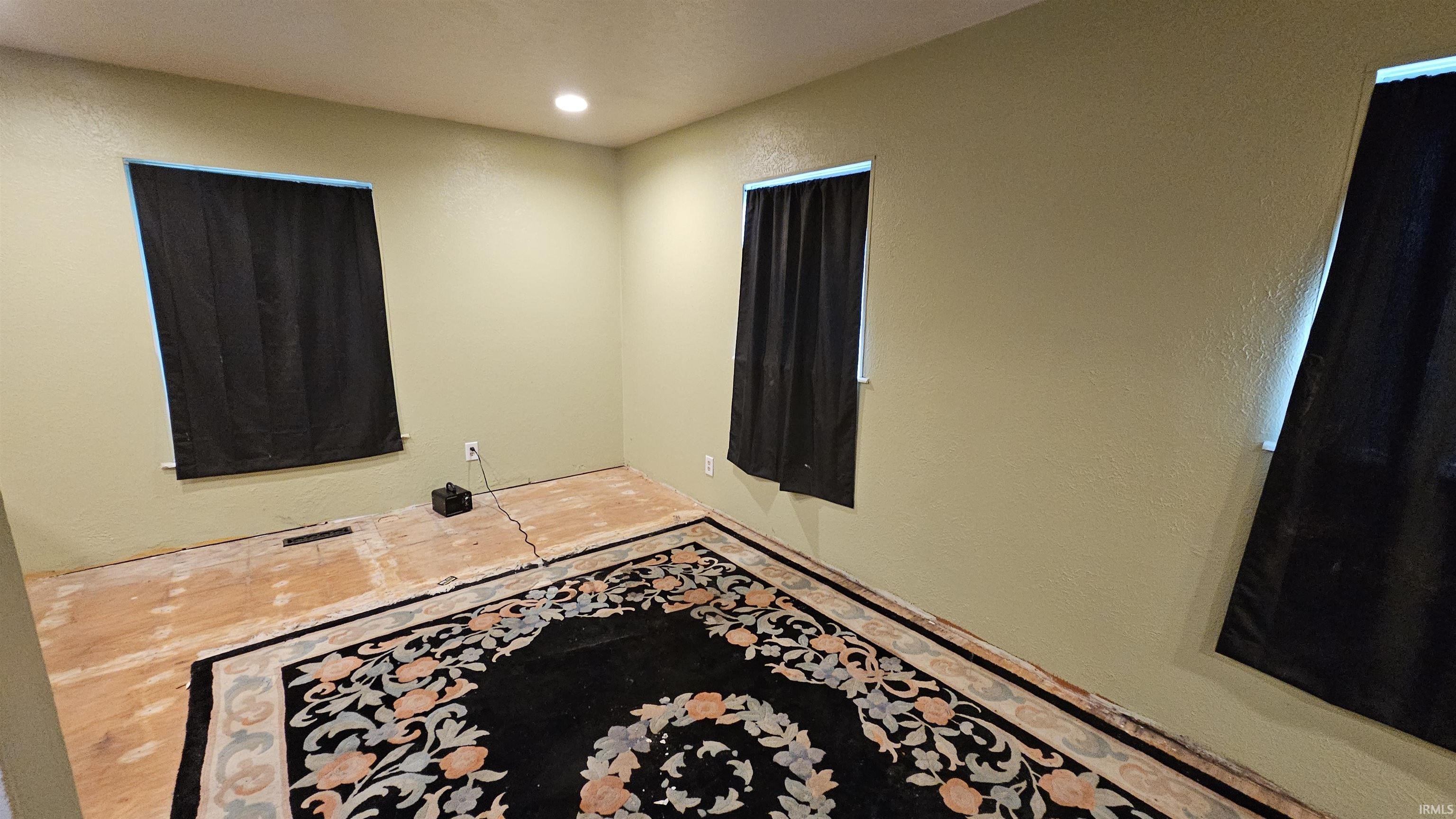 23913 Nora Street Elkhart IN 46516