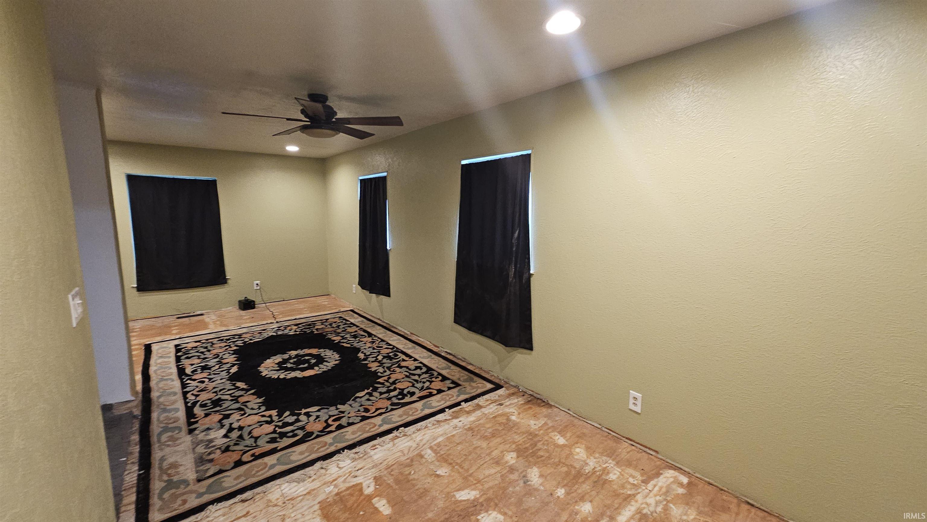 23913 Nora Street Elkhart IN 46516