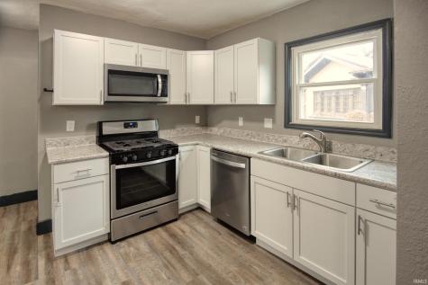 2141 Dodge Avenue Fort Wayne IN 46805
