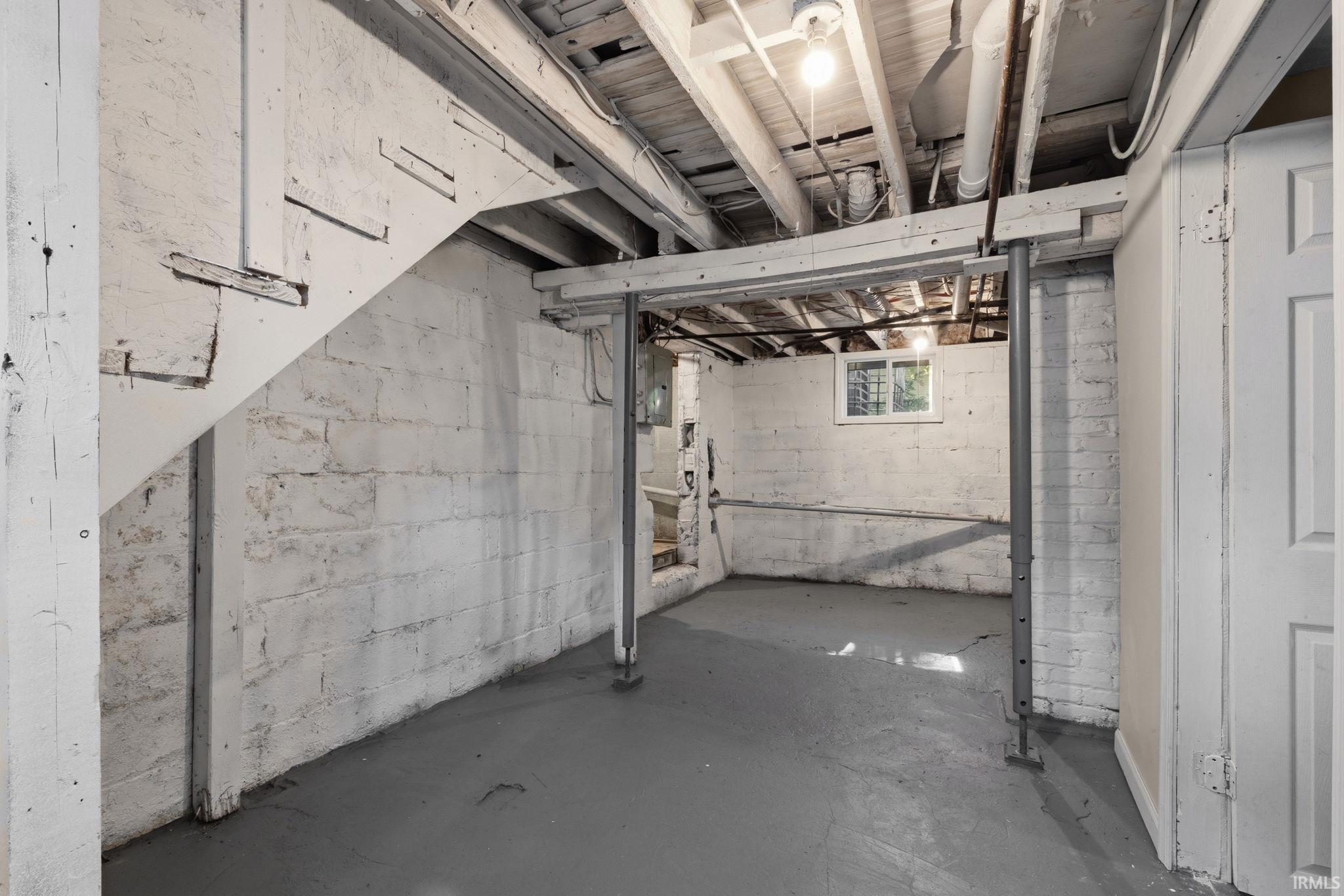 705 W Indiana Avenue Elkhart IN 46516