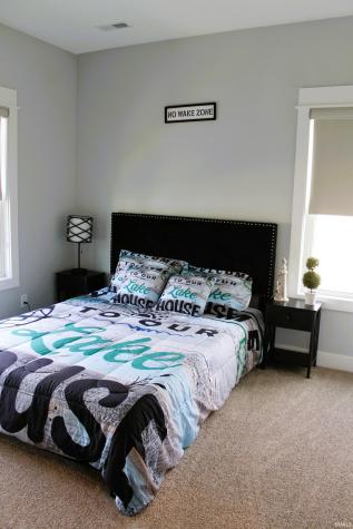 10387 N Leeland Lane Syracuse IN 46567