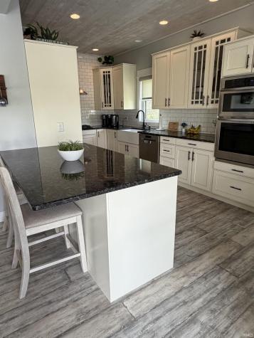 10387 N Leeland Lane Syracuse IN 46567