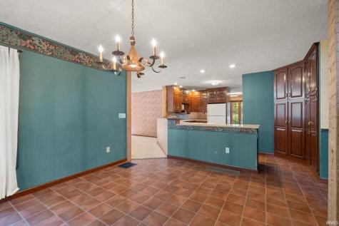 925 W Oakwood Lane Paoli IN 47454