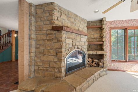 925 W Oakwood Lane Paoli IN 47454