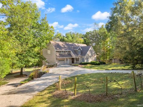 925 W Oakwood Lane Paoli IN 47454