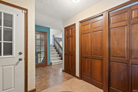 925 W Oakwood Lane Paoli IN 47454