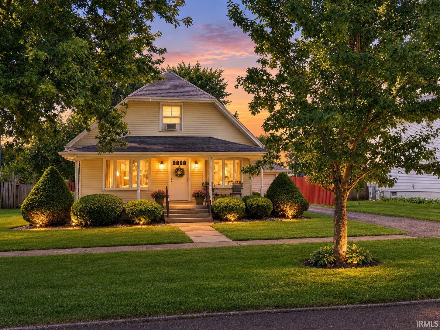 215 E Lyman Street Francesville IN 47946