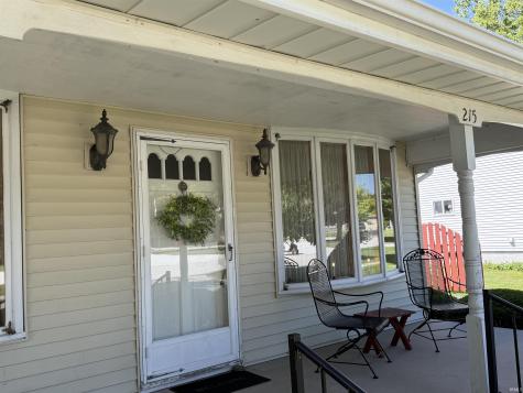 215 E Lyman Street Francesville IN 47946