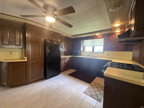 215 E Lyman Street Francesville IN 47946