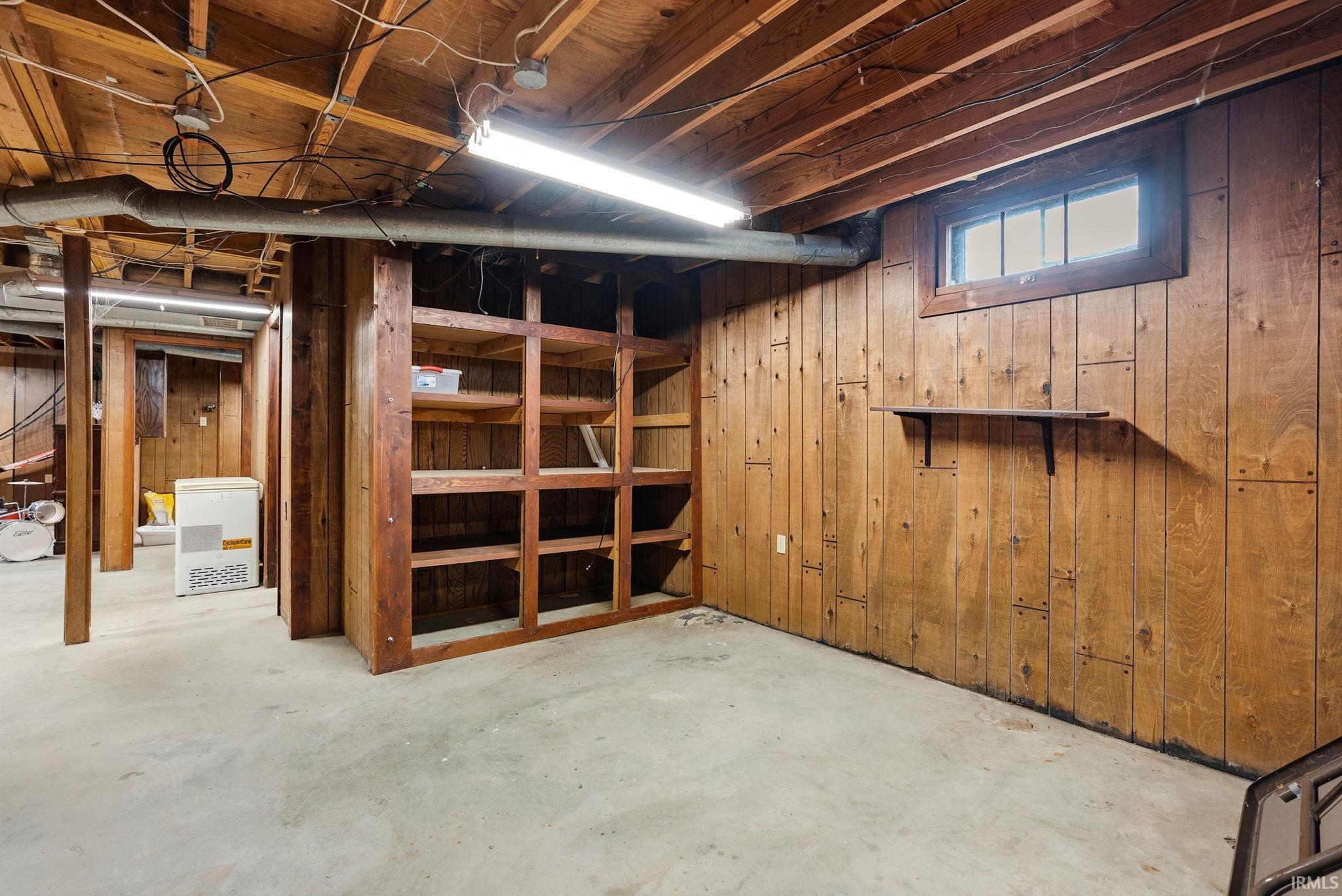 2619 E Robby Drive Warsaw IN 46580