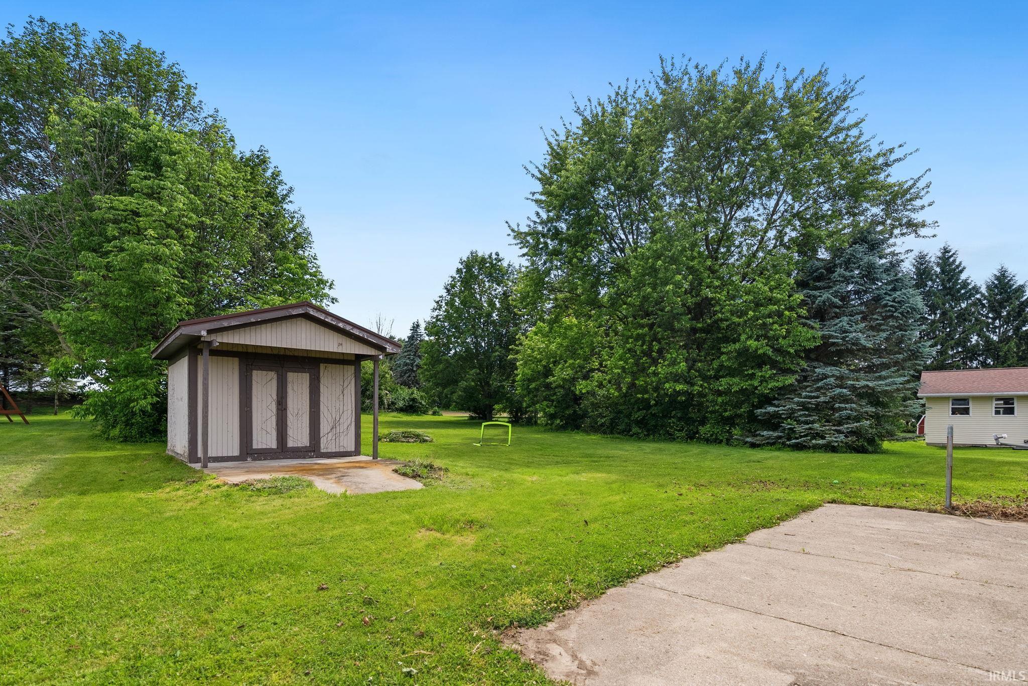 2619 E Robby Drive Warsaw IN 46580