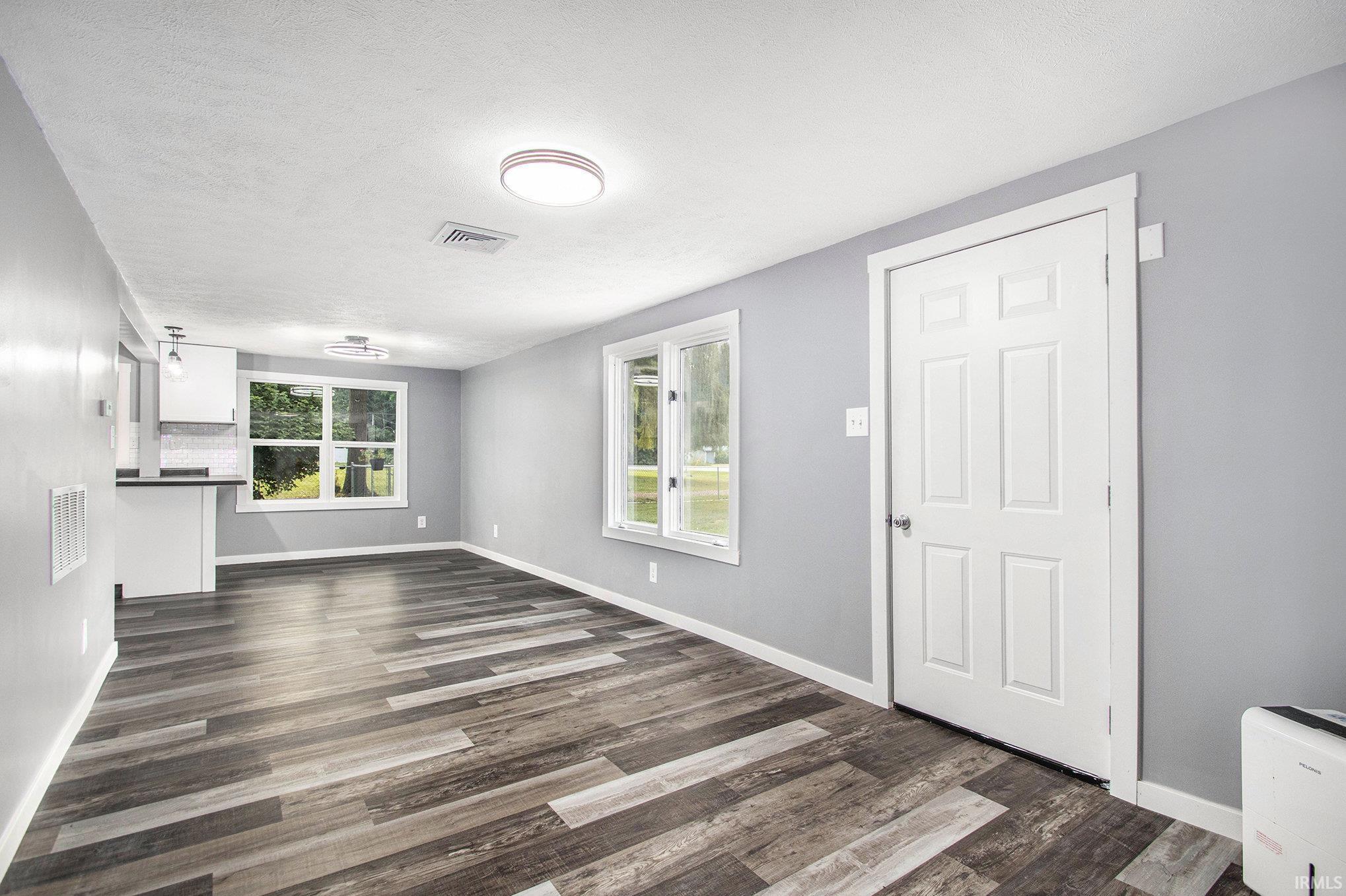 55271 Currant Road Mishawaka IN 46545