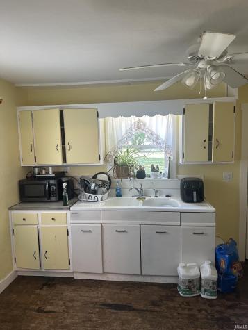 618 N West Street Winchester IN 47394